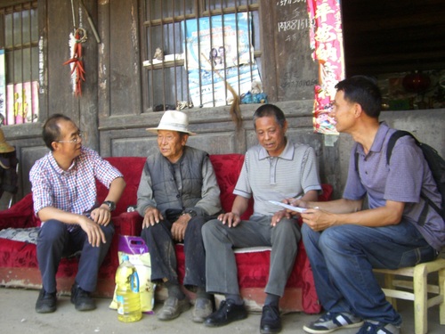 走访看望了帮扶村——马鹿塘普德村的老党员