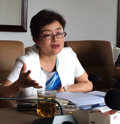 杨部长主持会议并作交流发言及会议小结_副本