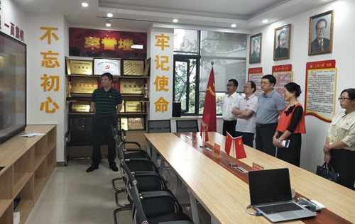到昆明市机关事务局第三党支部调研_副本