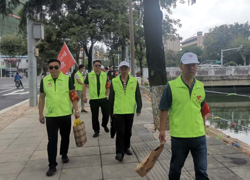 06到目标任务区域进行河道水质和卫生巡查_副本