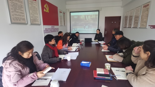 学习“时代楷模”张桂梅先进事迹