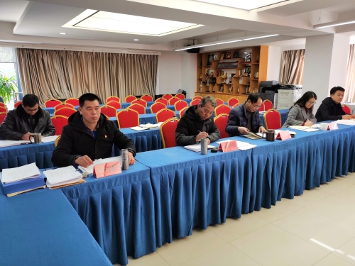02昆明市工商联党组班子成员开展批评和自我批评