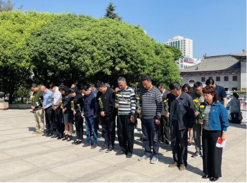 市工信局“我们的节日”清明节主题党日活动2