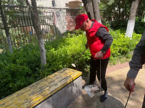 06打扫环境卫生