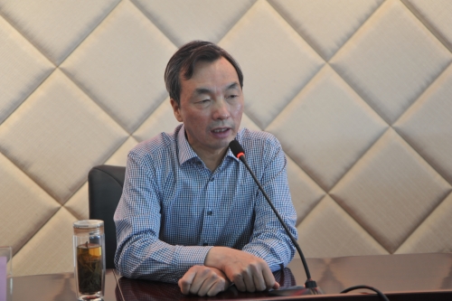 杨泽宇教授作专题辅导