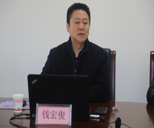 图为钱宏俊局长调研禄劝县审计局2021年基层党建工作2