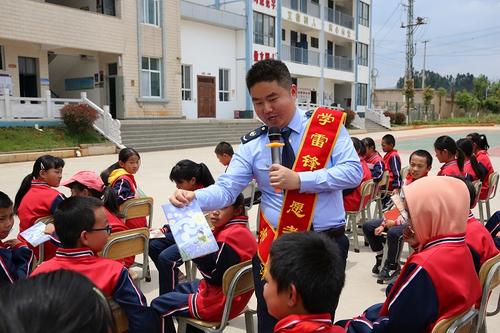 一堂意义深刻的课——石林县局五四青年节活动2