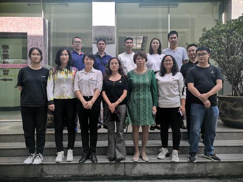 到警示教育基地参观学习